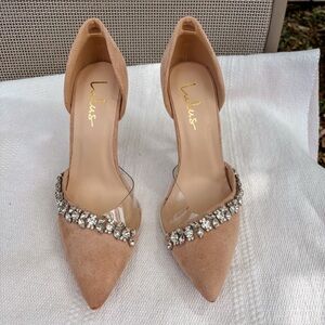 Kastra Light Nude Suede Rhinestone Pointed-Toe Pumps size 8